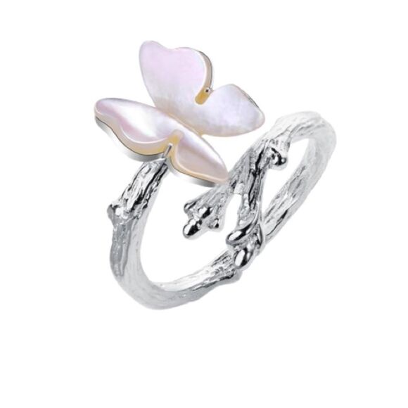 Minimalist 925 Sterling Silver resting Butterfly Wrap Ring Unique Statement Ring - Picture 1 of 10